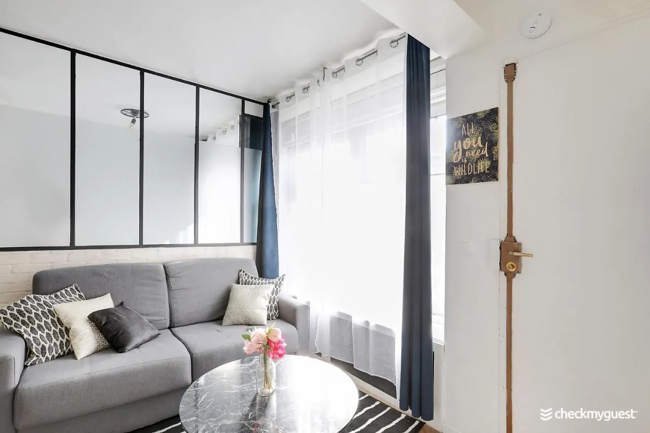 Cmg Sacre Coeur Eugene Carriere Apartment Paris France